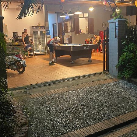 Aurora Backpackers Hostel หลวงพระบาง ภายนอก รูปภาพ